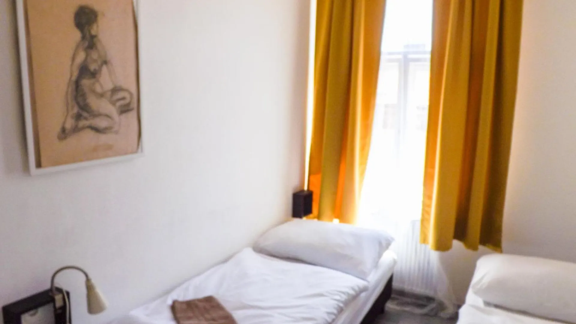 Two-Room Apartment Near The Center F2 Prága Homestay szállás
