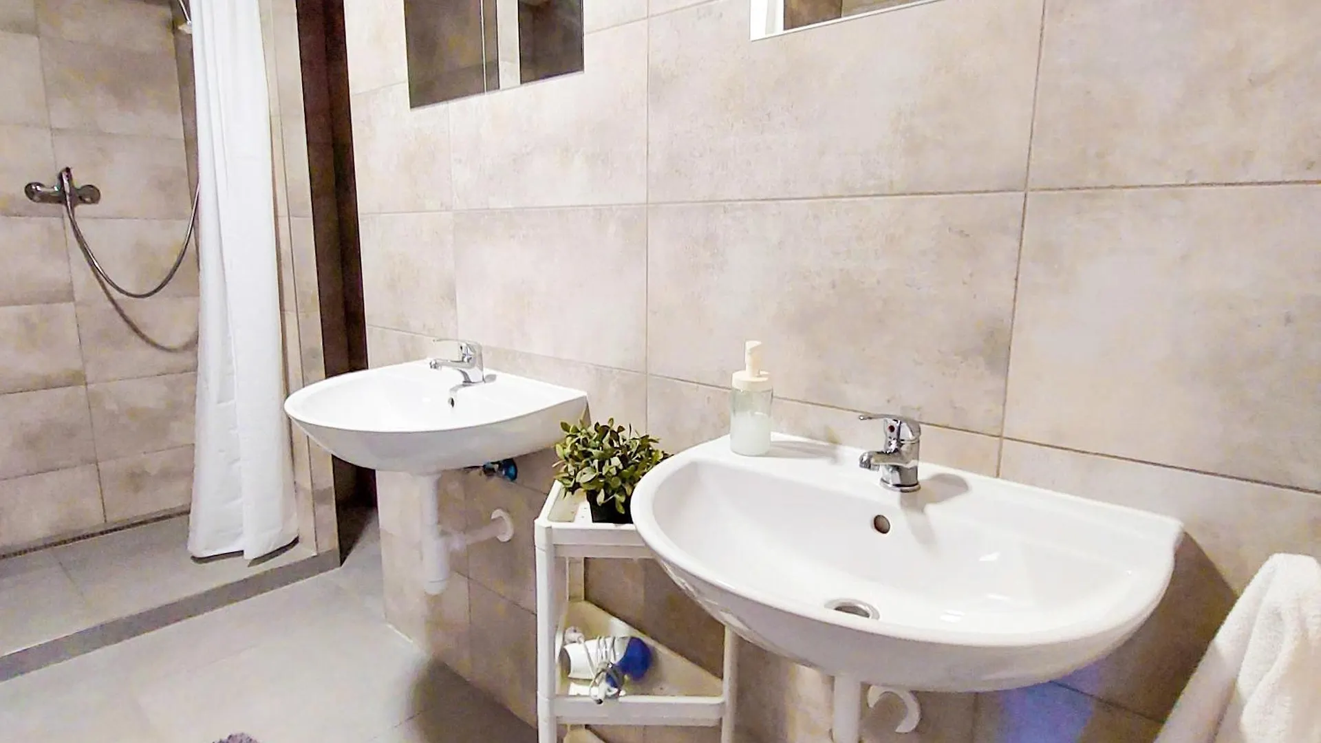 פראג Two-Room Apartment Near The Center F2 בית אירוח