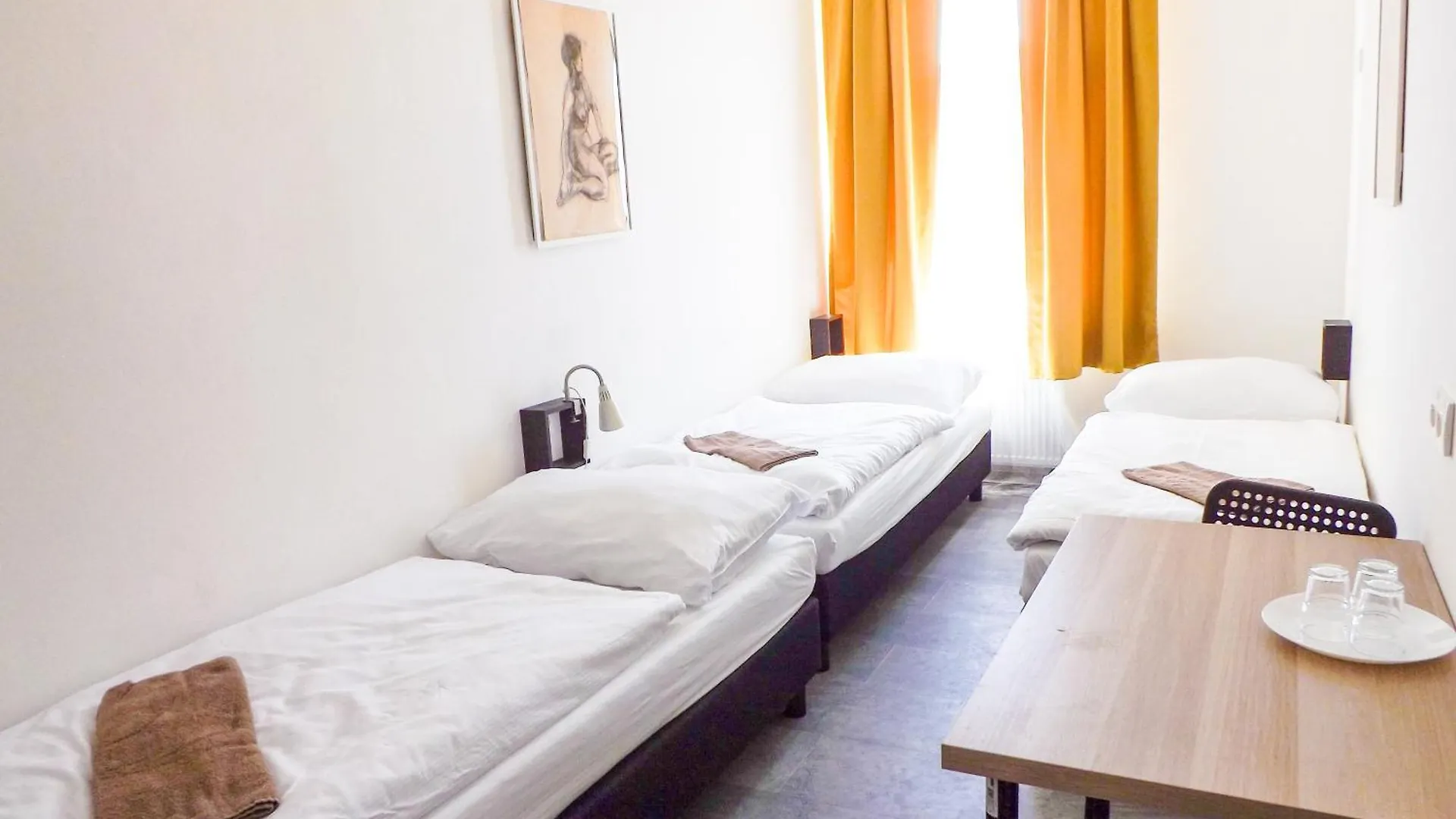 בית אירוח פראג Two-Room Apartment Near The Center F2 צ'כיה