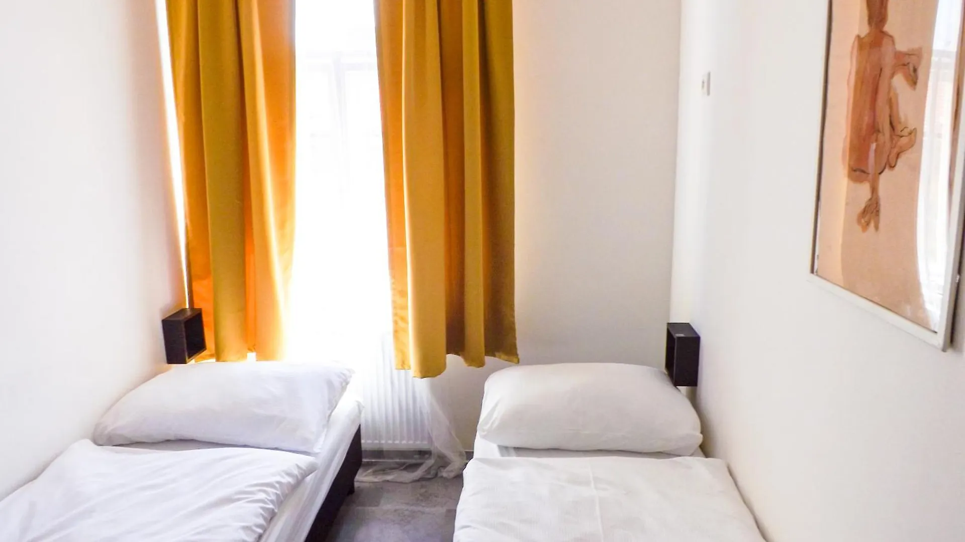 פראג Two-Room Apartment Near The Center F2 בית אירוח